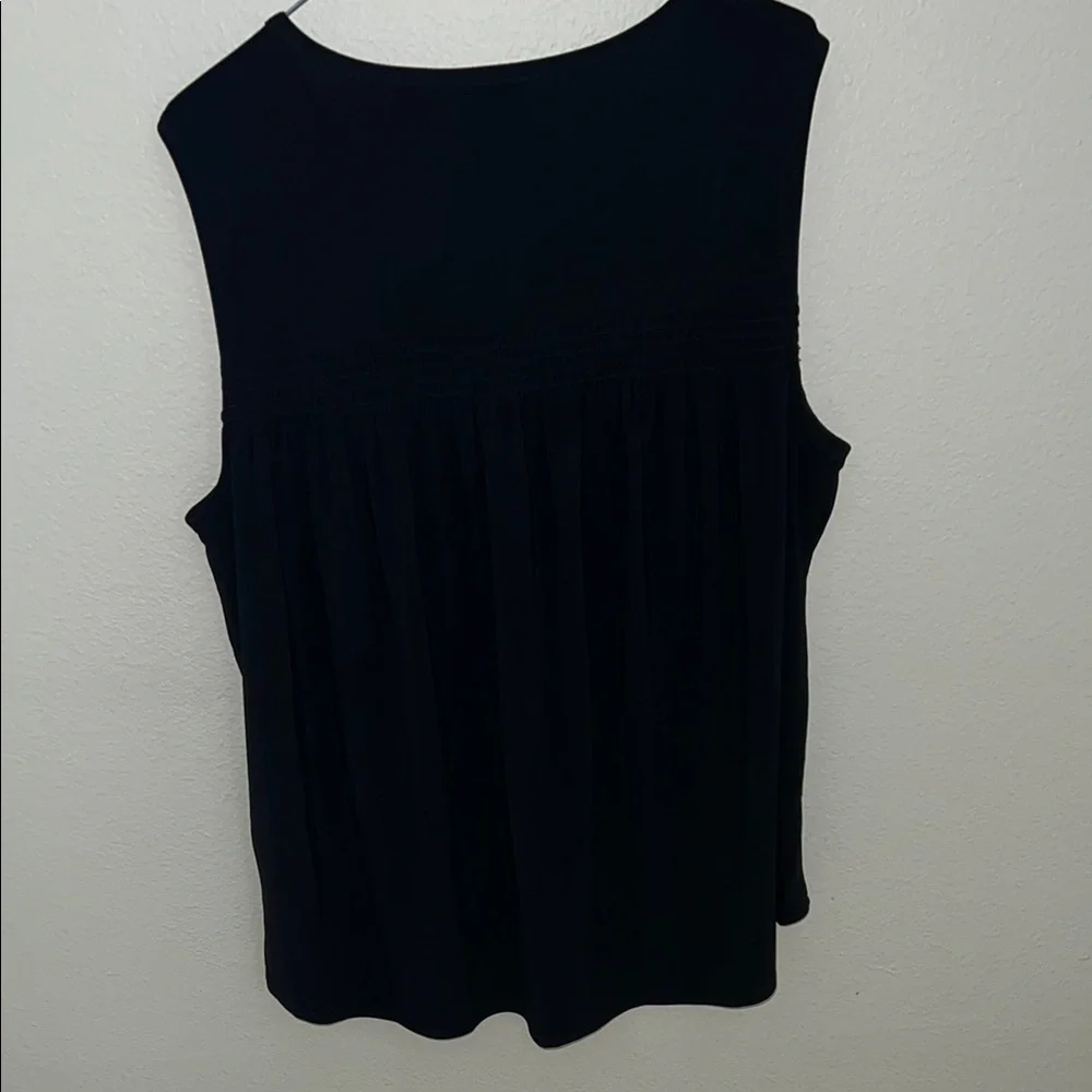 Jones New York Women's Black Sleeveless Top XL - Picture 3 of 3